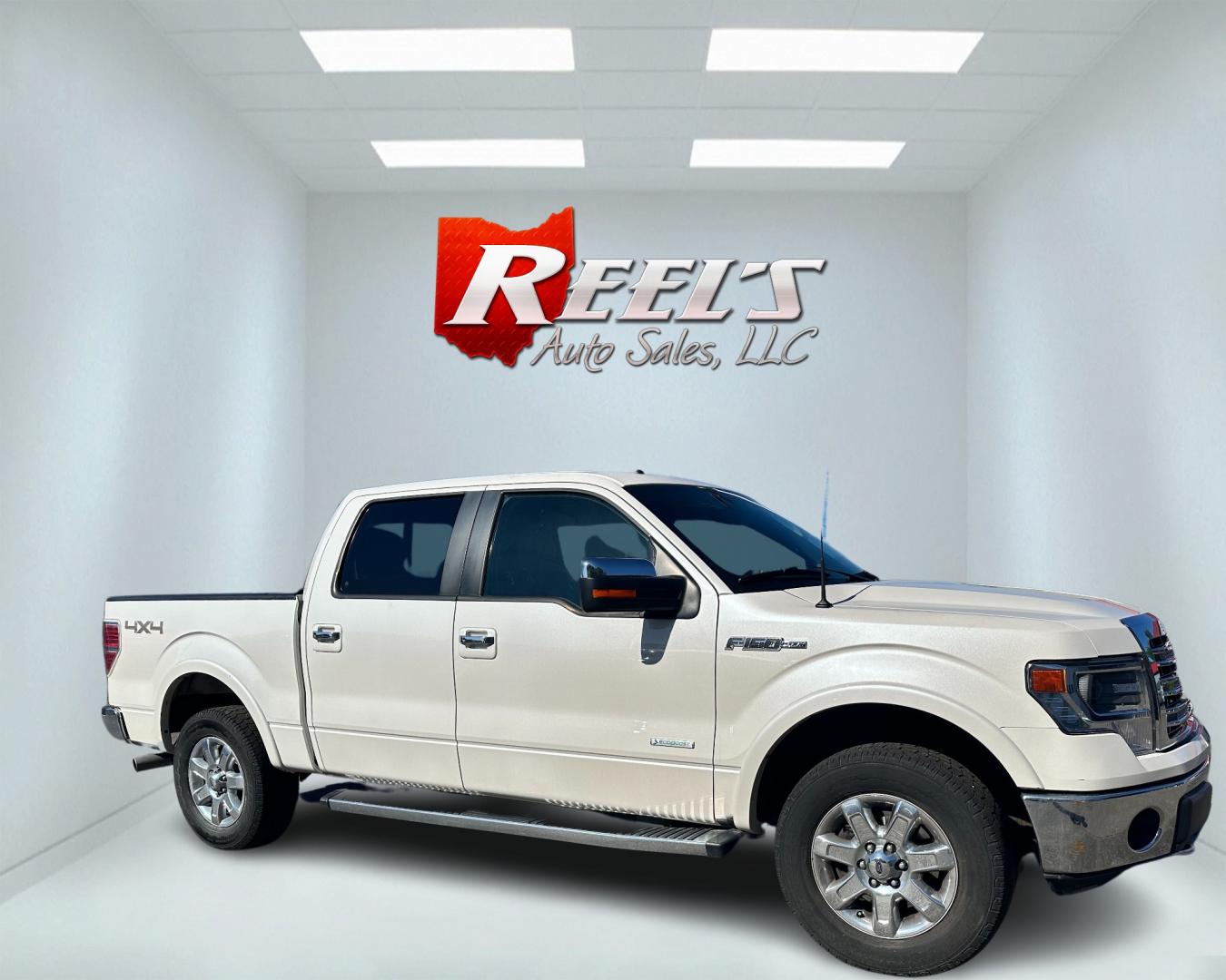 2014 White /Black Ford F-150 Lariat 502A (1FTFW1ET7EF) with an 3.5L. V6 engine, 6-Speed Automatic transmission, located at 547 E. Main St., Orwell, OH, 44076, (440) 437-5893, 41.535435, -80.847855 - This 2014 Ford F-150 Lariat Crew Cab boasts a 3.5L Twin Turbo EcoBoost V6 engine producing 365 horsepower and 420 lb-ft of torque, paired with a 6-speed automatic transmission and 3.31 gearing. It offers impressive features such as a leather interior, heated and cooled front seats, dual-zone automat - Photo#3